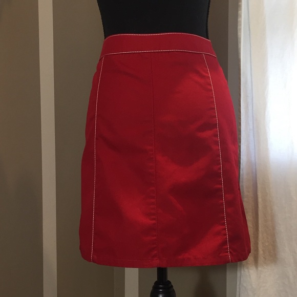 H&M Pin-tuck stitched Red Skirt - Picture 3 of 6